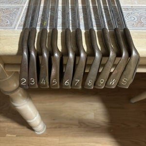 Men's Copperhead Classics 2-SW Right Handed Iron Set Regular Flex 10 Pieces 37.5" (Used)