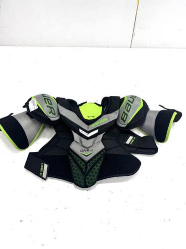 Used Bauer ONE.6 Senior Shoulder Pads LG 11860-S000309563