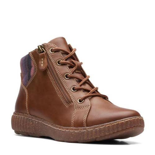 Clarks Caroline Park Bootie Women's 7 Brown Leather Side Zip Ankle Boots LION712
