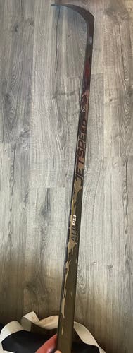Senior FT9 Pro CCM Right Handed Hockey Stick P28 75 Flex Pro Stock