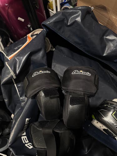 Brian's Intermediate Goalie Knee pads / Guards #2