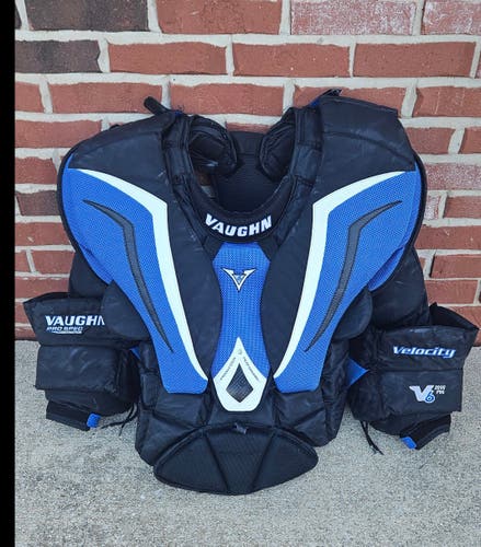 Medium Vaughn Velocity V6 Pro Carbon Goalie Chest Protector