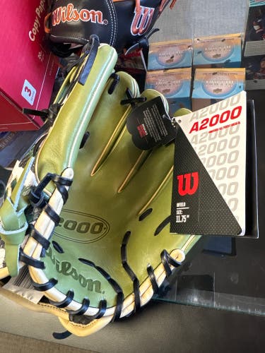 Wilson A2000 RH Baseball Glove 11.75" (New) Military Honor Edition