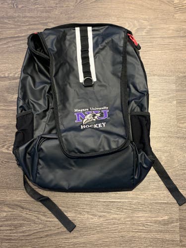 Black Adult Unisex Large/Extra Large Bauer Backpack (Used)