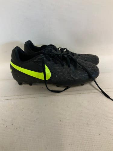 Used Nike TIEMPO Soccer Cleats Black Senior 6 11823-S000039305