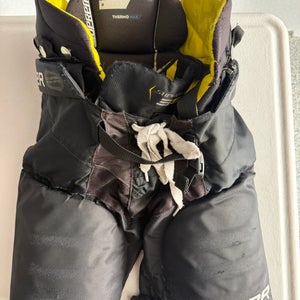 Men's Junior Small Bauer Supreme 3S Hockey Pants (Used)