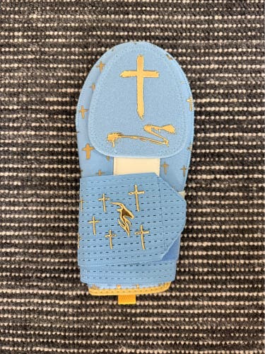 Psalm 23 - Sliding Mitt | by Goat’d (New)