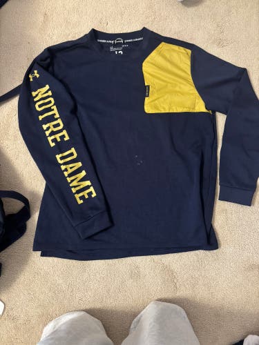 Blue Adult Unisex Large Under Armour Sweatshirt (Used)