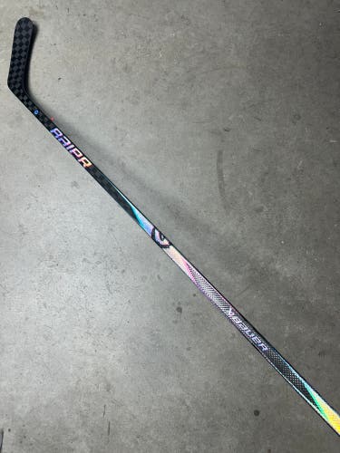 87 Flex P92M Senior Bauer Proto2 Right Hand Hockey Stick Pro Stock (Used)