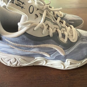 Kid's 3Y (Big Kids / Youth) Puma Shoes (Used)