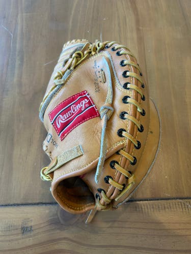 Rawlings RCM30 Firm & Very Well Padded 11.5” Baseball Catchers Mitt Right Throw broken in great cond