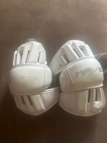 Medium Adult Maverik Arm Pads (Used)