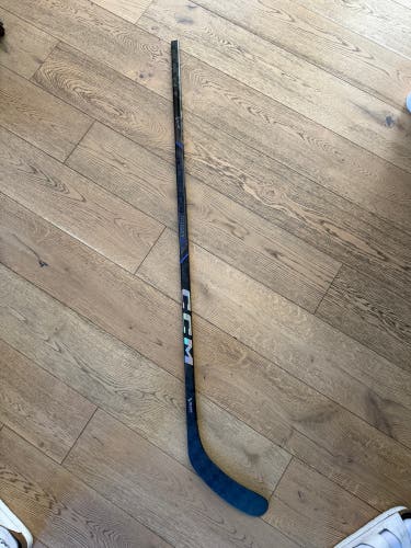 Junior CCM Ribcor Trigger 9 Pro Right Handed Hockey Stick P88 50 Flex (Used)