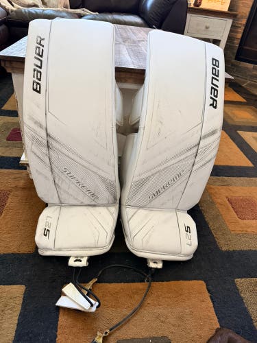 Used Bauer S27 JR Large 30" Goalie Leg Pads
