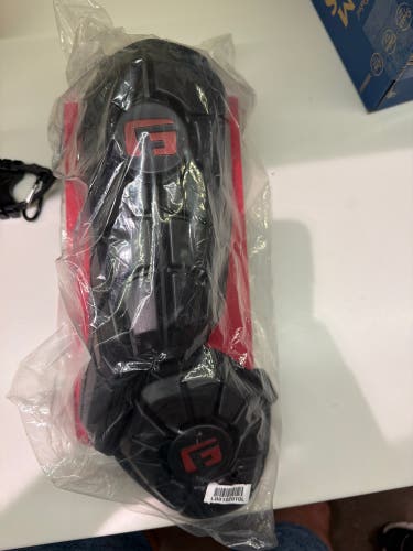 G-Form Black Junior Shin Guards (New)