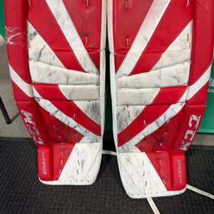 CCM Extreme Flex 5.9 Goalie Leg Pads | 31+1" Intermediate