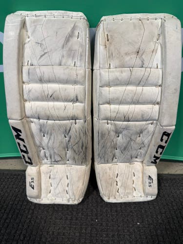 CCM Extreme Flex 3.5 Goalie Leg Pads | 24+1" Youth