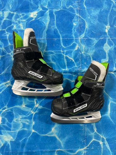 Youth Bauer XLS Hockey Skates 6 (Used)