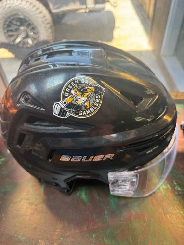 Large Bauer Re-Akt 155 Helmet Pro Stock (Used)