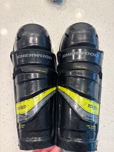Senior Sher-Wood Rekker Legend 2 15" Shin Pads (Used)