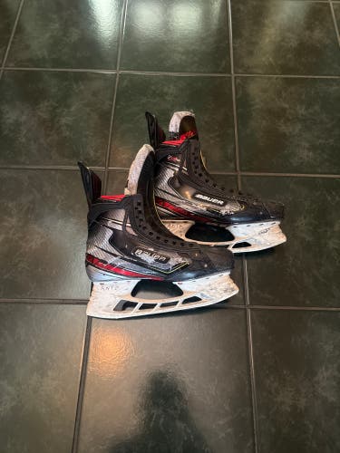 Black 2019 Bauer Vapor 2X Pro Hockey Skates Regular Width 7 (Used)