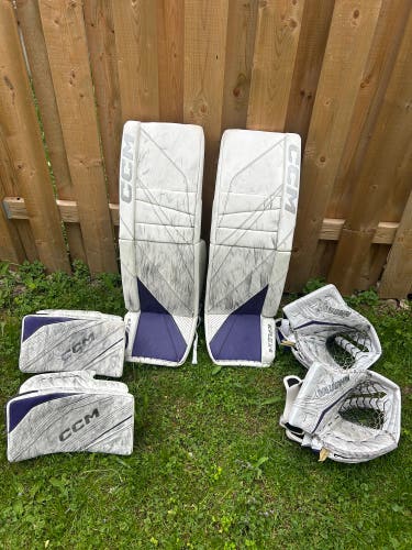 35" CCM EFlex 6 Regular Goalie Full Set Pro Stock (Used)