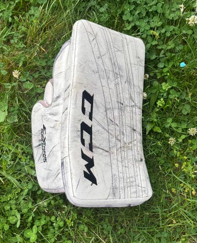 CCM Extreme Flex 500 Blocker (Senior)