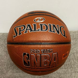 Spalding Pro Tack Indoor/Outdoor Women’s Size 28.5 Basketball