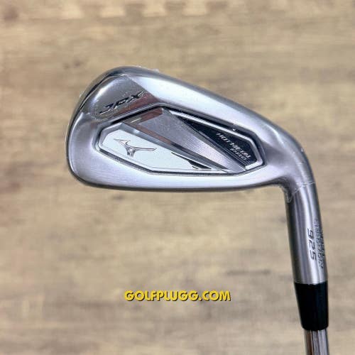 New- 4 Iron- Mizuno JPX 925 Hot Metal Pro / Dynamic Gold Steel, Stiff (2957)