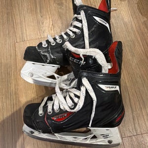 Black CCM RBZ Hockey Skates Regular Width Size 2 (Used)