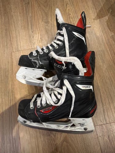 Black CCM RBZ Hockey Skates Regular Width Size 2 (Used)