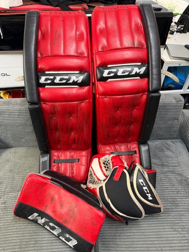 35" 2019 CCM Retro flex Regular Goalie Full Set (Used)