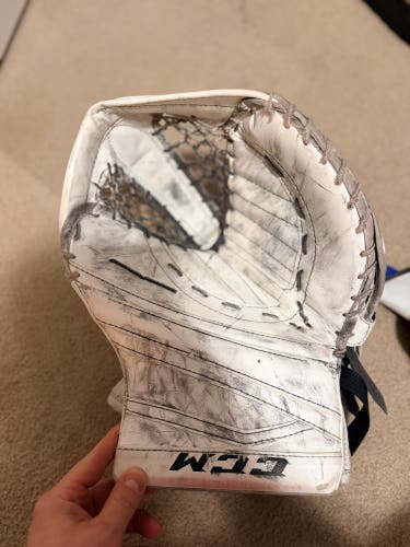 CCM Extreme Flex II 860 Regular (Used)