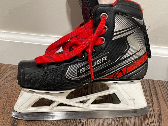 2019 Bauer Vapor X2.7 Hockey Goalie Skates Regular Width Size 1 (Used)