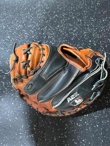 2018 Wilson A2K M1 Baseball Catcher's Mitt 33.5"
