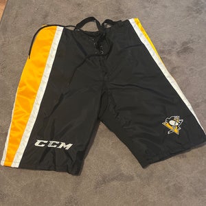 Men's Senior Large CCM HP45 Hockey Pants Pro Stock (New)