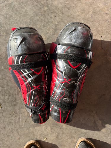 Junior Bauer Vapor X700 14" Shin Pads (Used)