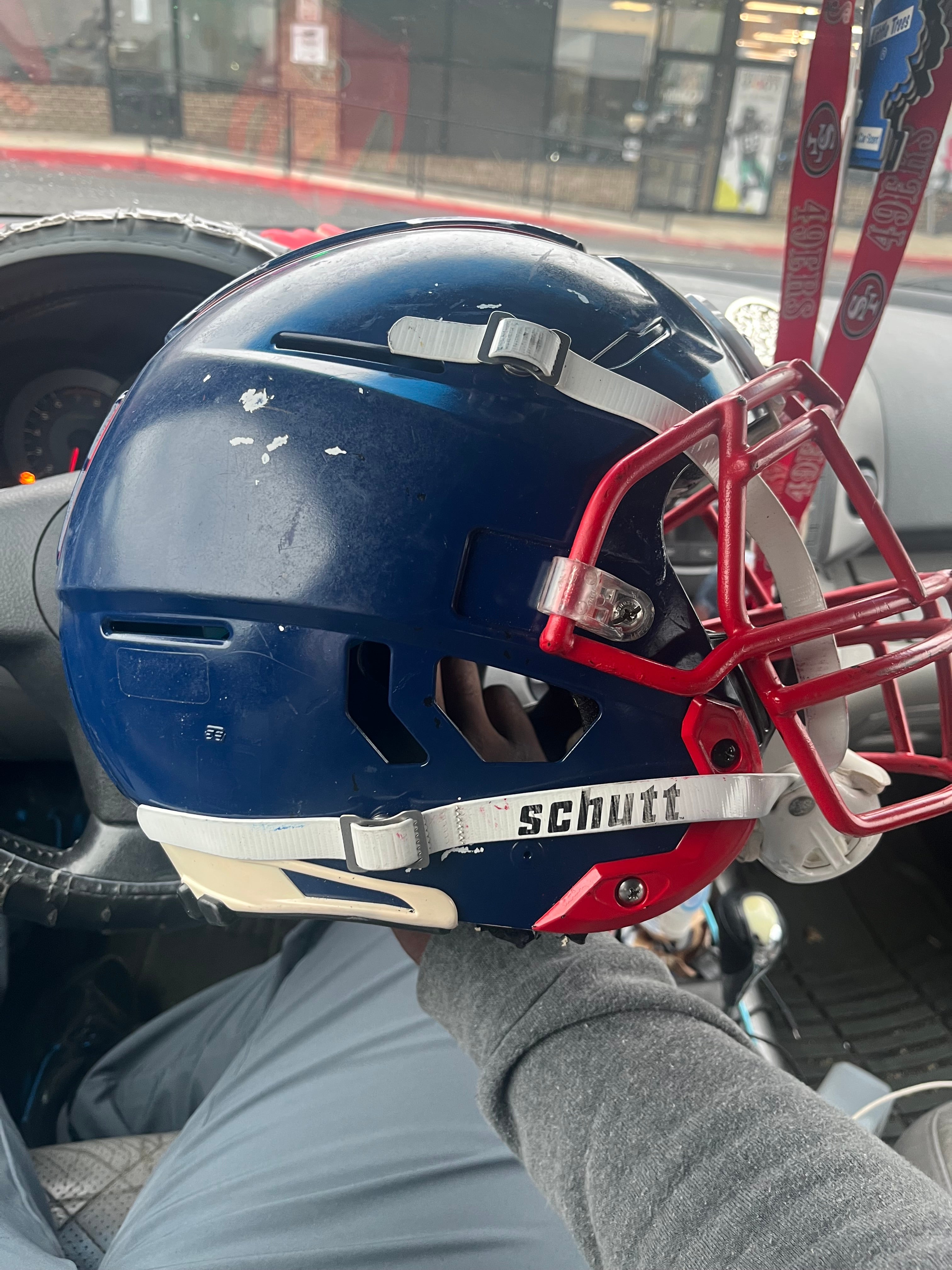 Extra Large Schutt F7 Helmet (Used) | SidelineSwap | Buy and Sell on  SidelineSwap
