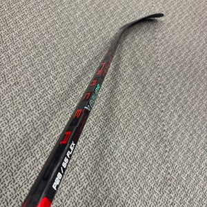 Intermediate Red Bauer Nexus Tracer Left Hand Hockey Stick P28 65 Flex (New)