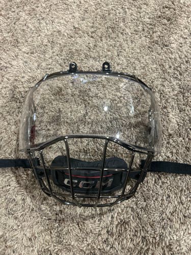 Medium CCM Hvr hybrid visor cage