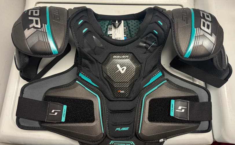 Large Senior Bauer fuse 2026 Shoulder Pads (New)