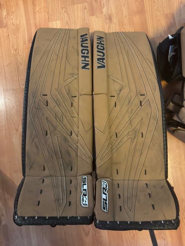 31+2 Vaughn SLR4 Regular Goalie Full Set (Used) Vintage Tan