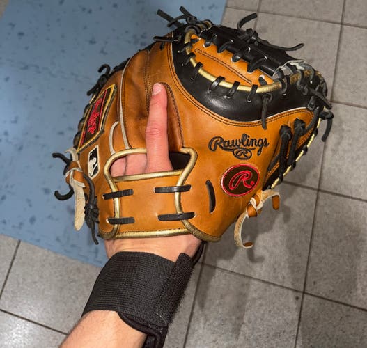 Rawlings Gold Glove Heart of the Hide Catcher's mitt 34" (PROYM4GBB) (Used)