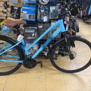 Titan Racing Transporter Boston Hybrid Bike Light Blue-New