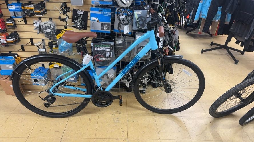 Titan Racing Transporter Boston Hybrid Bike Light Blue-New