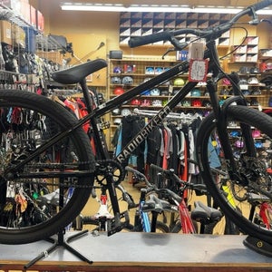 Radio Bike Co. Dirt Jumper 26" Mountain Bike - Black - New