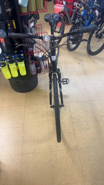 Louis Garneau 700C Hybrid Bike - black | SidelineSwap | Buy and