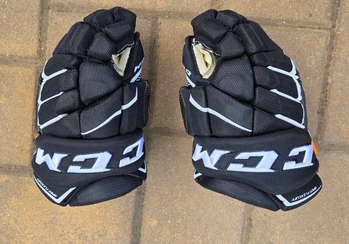 CCM JetSpeed Black FT1 Xtra Pro Gloves 12" (Used)