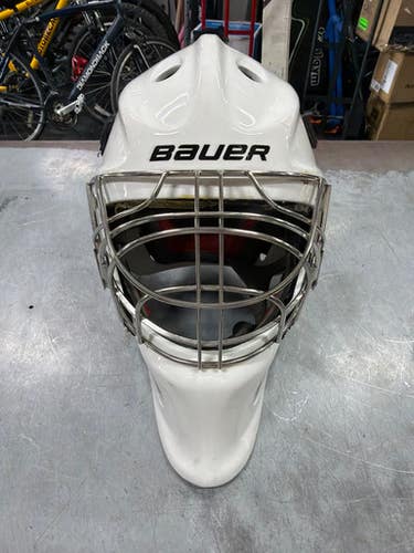 Used Bauer GOALIE HELMET Senior Goalie Helmet/Mask White One Size 11337-S000487575