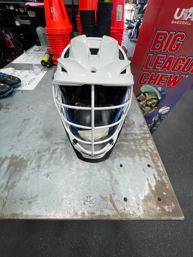 Used Cascade 5 Lacrosse Helmet White SM 11337-S000487337